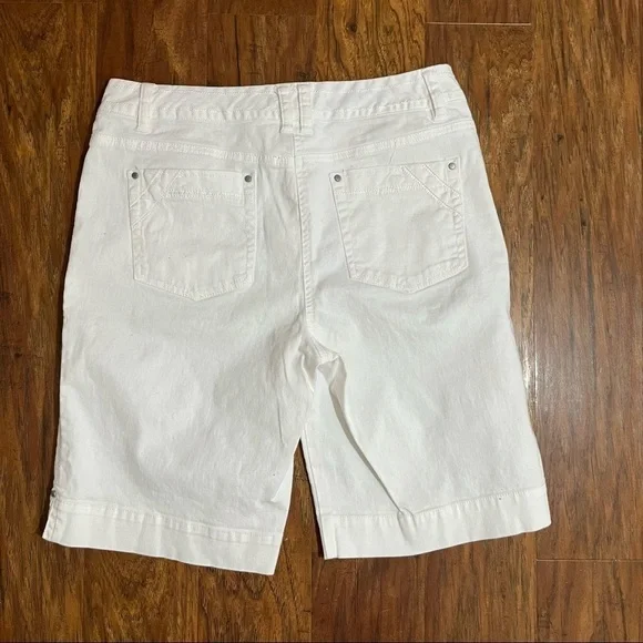 DressBarn Bermudas Size 10 - Picture 4 of 5